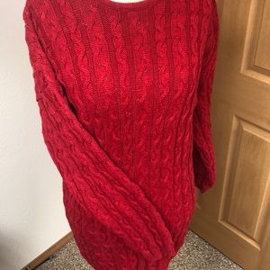💥3/$15 Gently worn long sleeve knit sweater